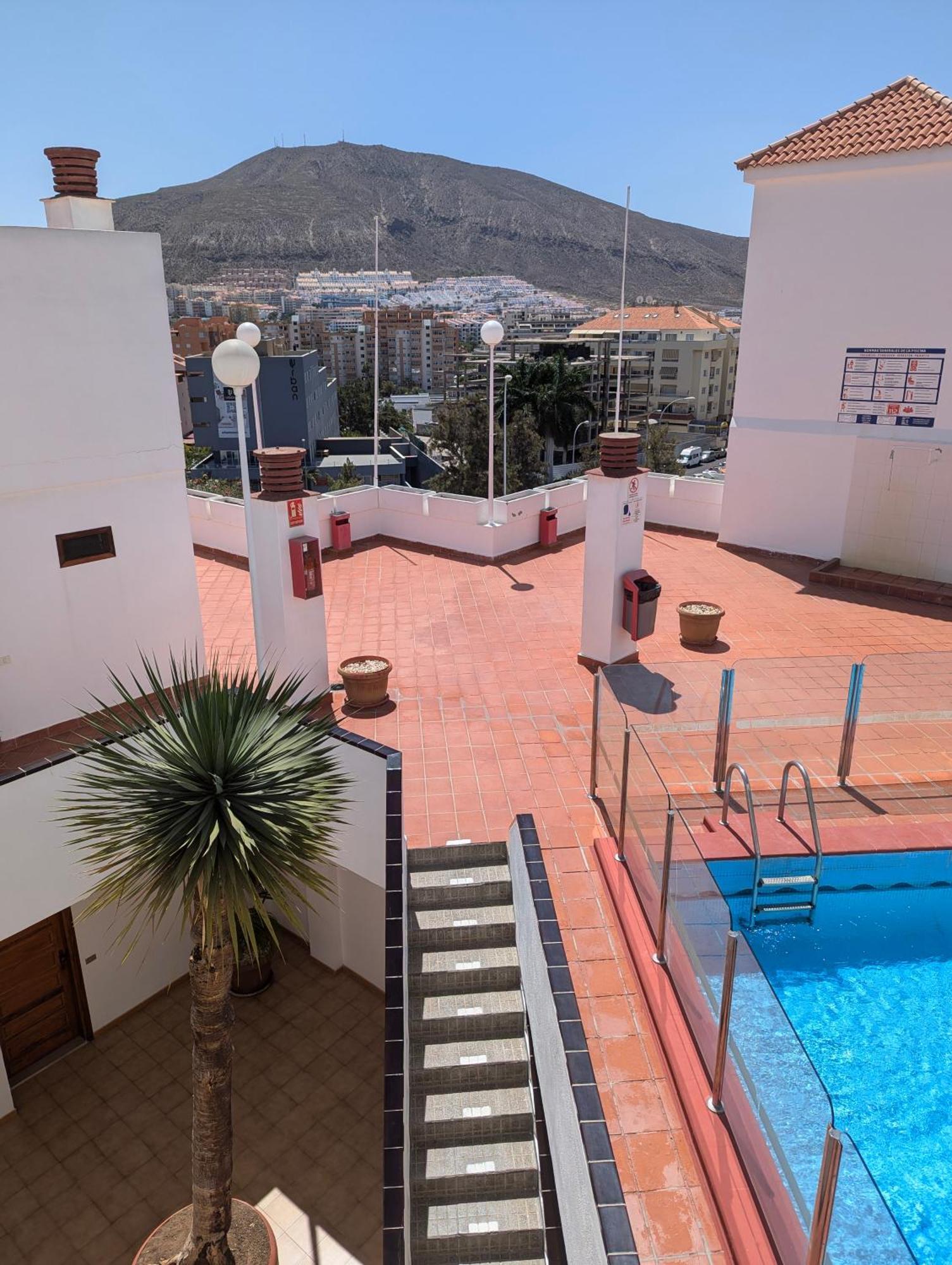 Cozy Apartment In Los Cristianos Guincho  Exterior photo